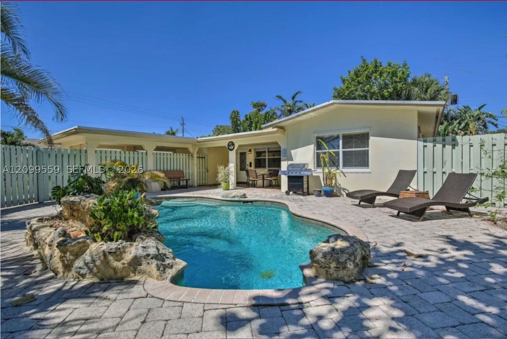 Photo of 1909 NE 26th Dr #1909, Wilton Manors, FL 33306 (MLS # A12099559)
