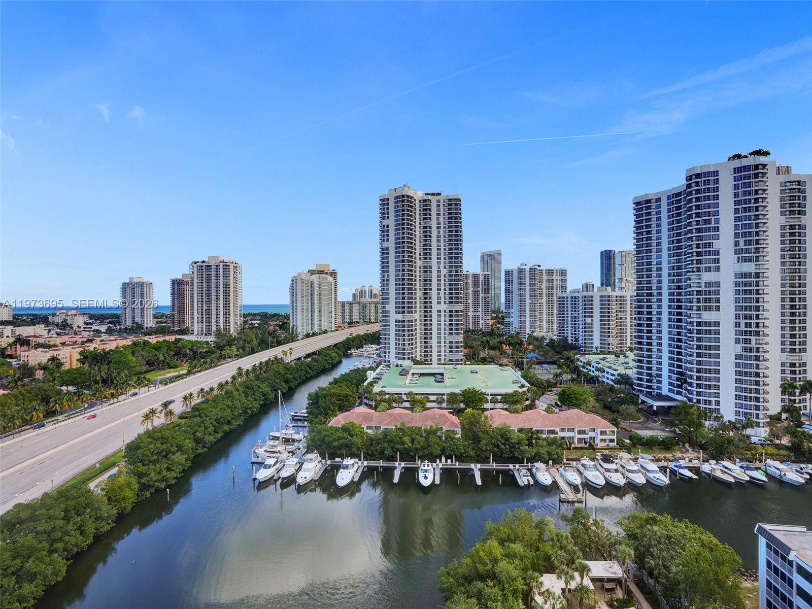 MYSTIC POINTE TOWER 600 C - Residential