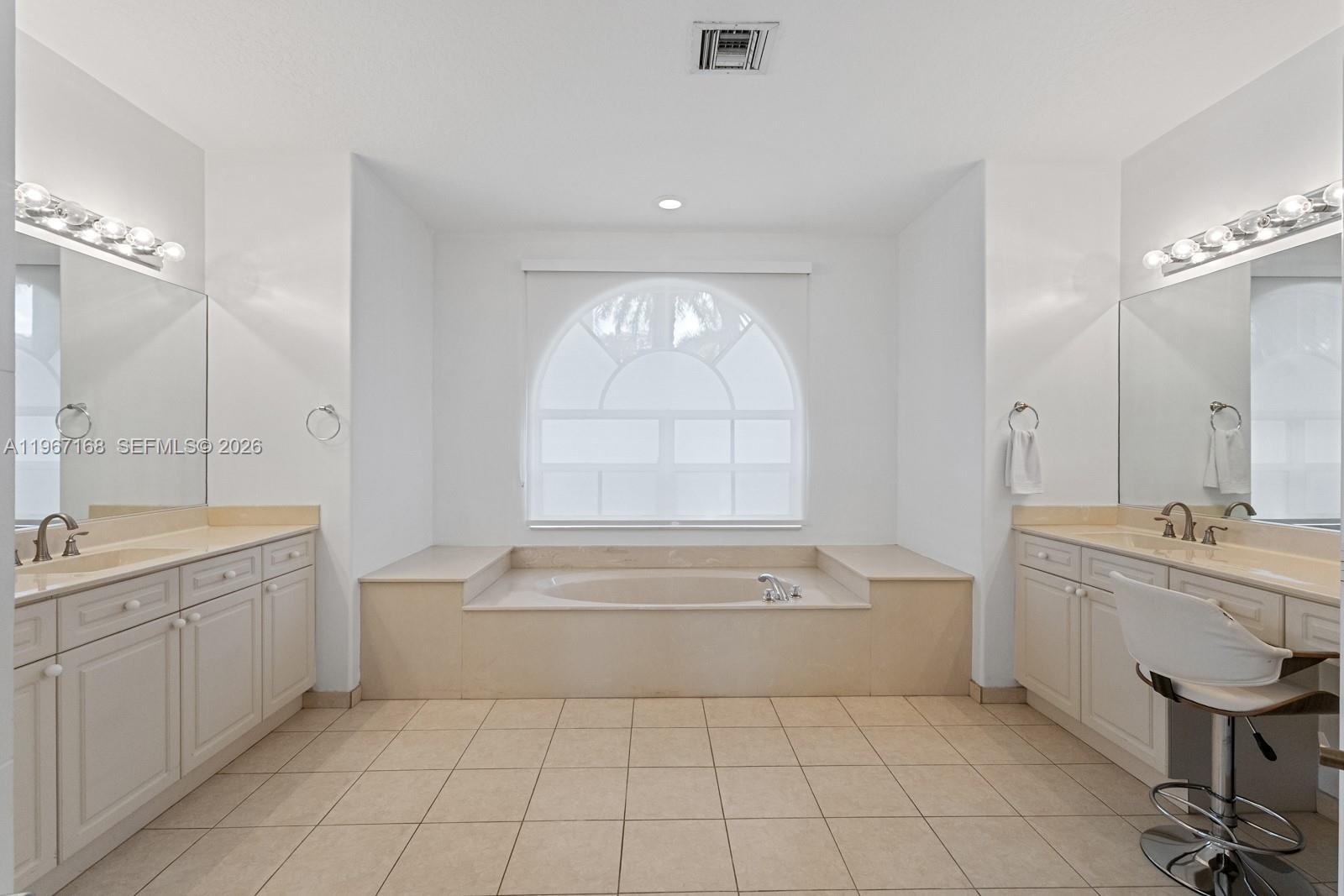 Sector 7-Parcel Q 168-41 - Residential