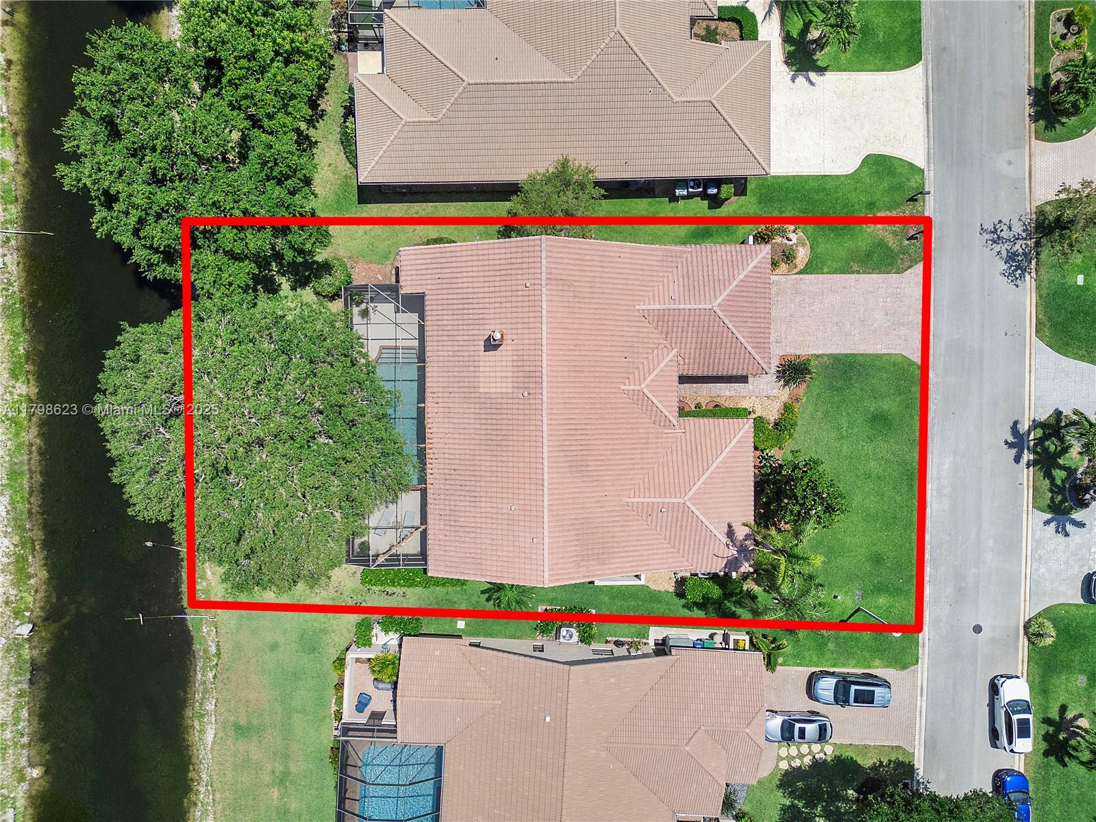5425 NW 86th Ter