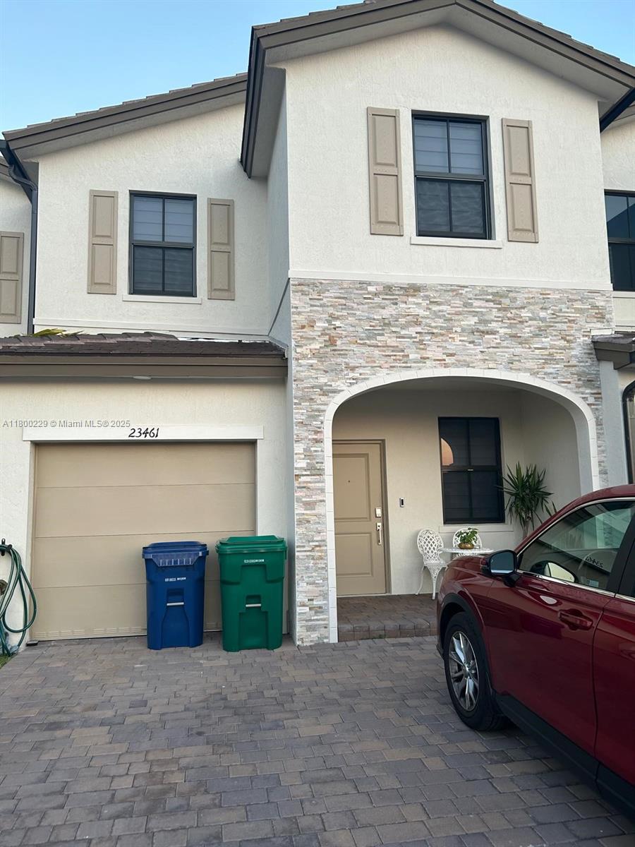 23461 Sw 129th Pl, Homestead, Miami-Dade County, Florida - 3 Bedrooms  
3 Bathrooms - 