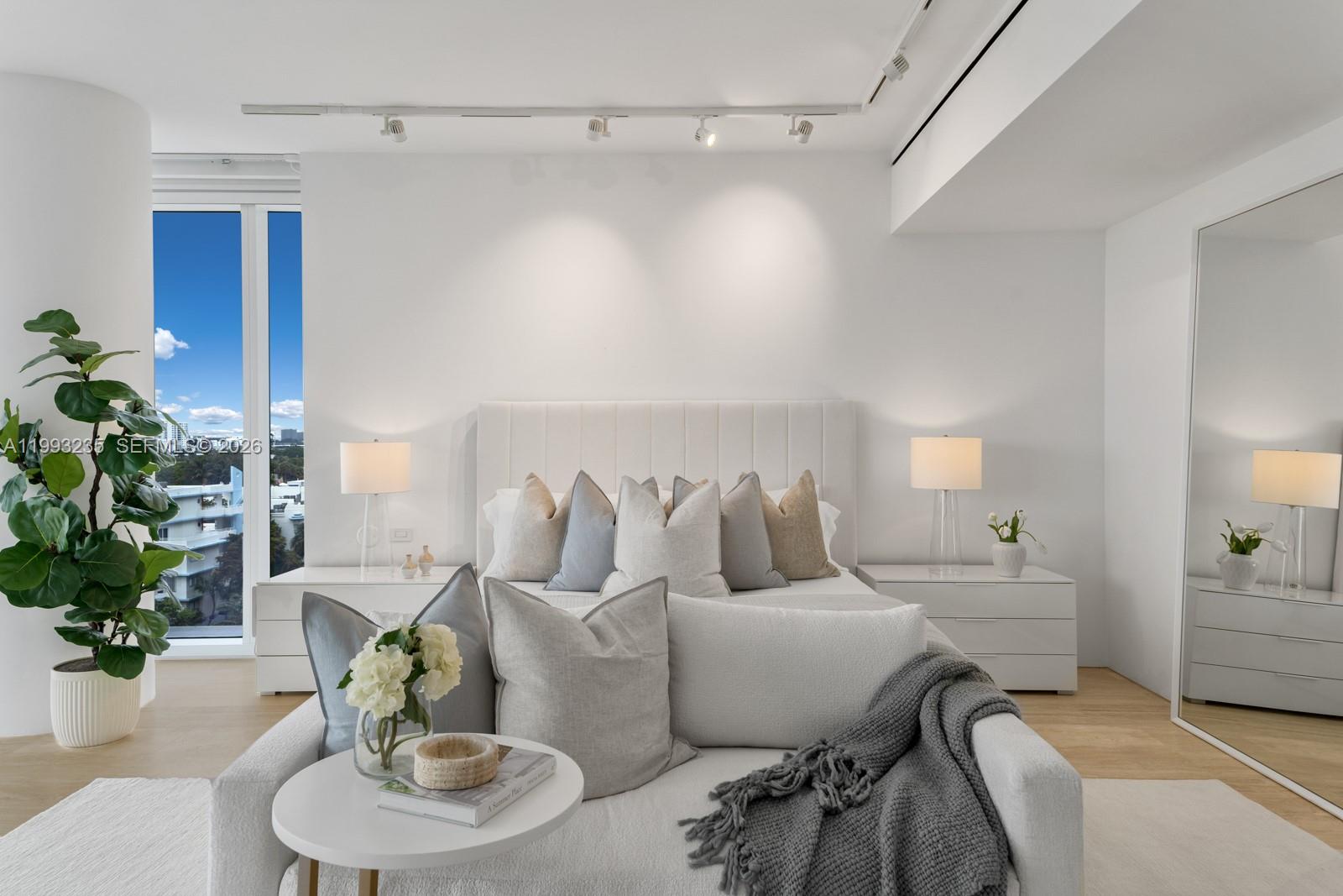 SURF CLUB CONDO - Residential