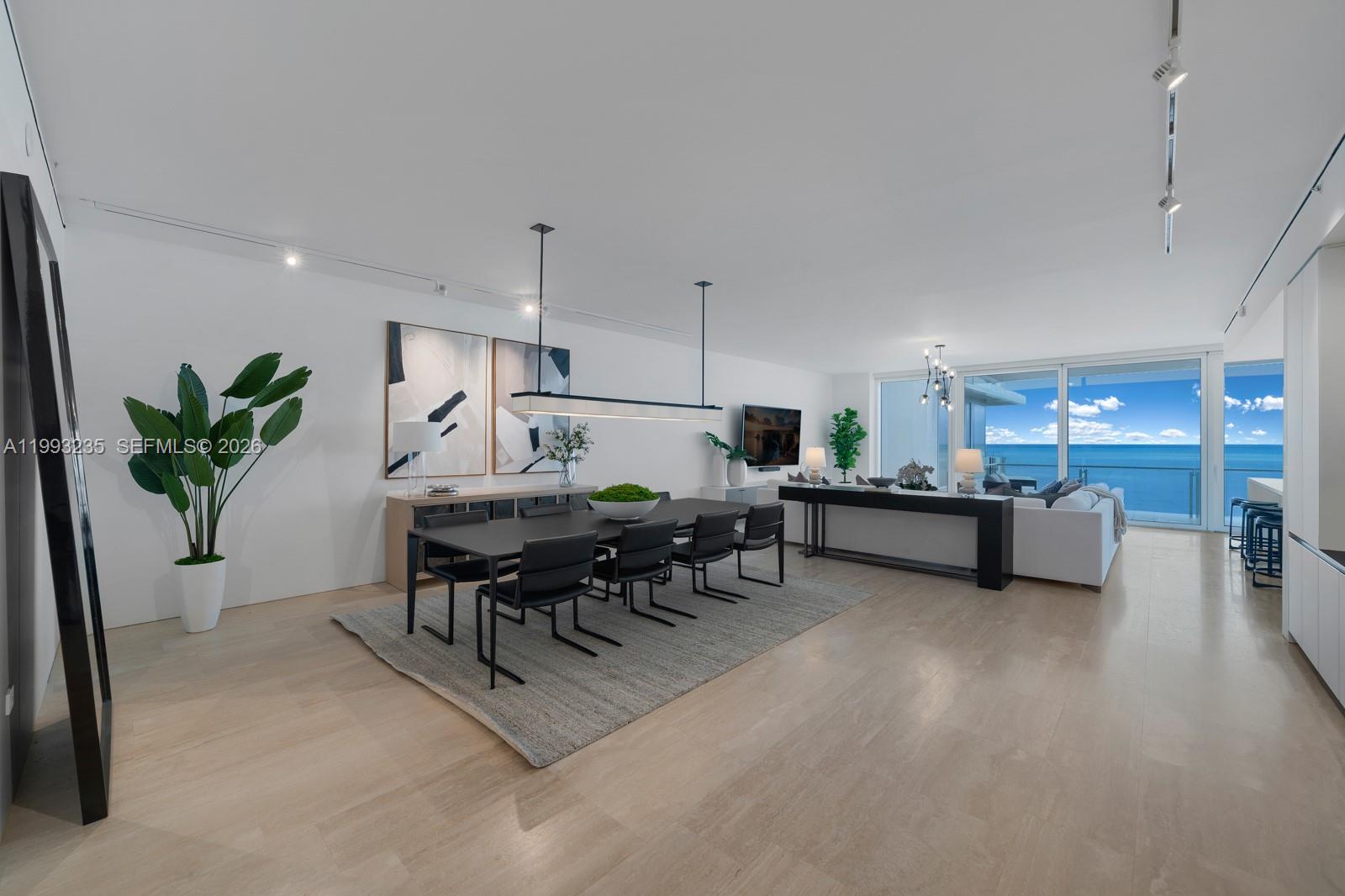 SURF CLUB CONDO - Residential
