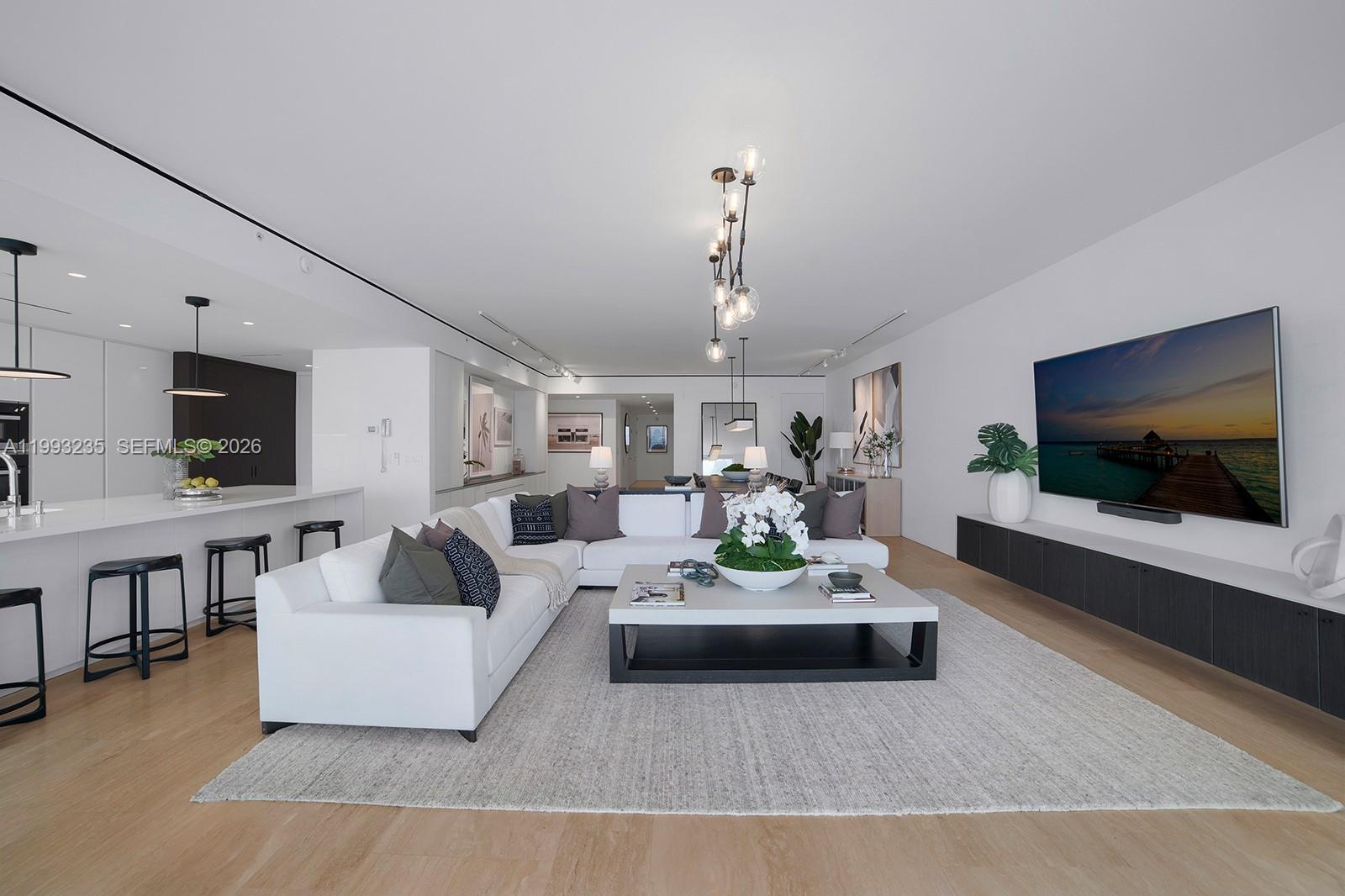 SURF CLUB CONDO - Residential