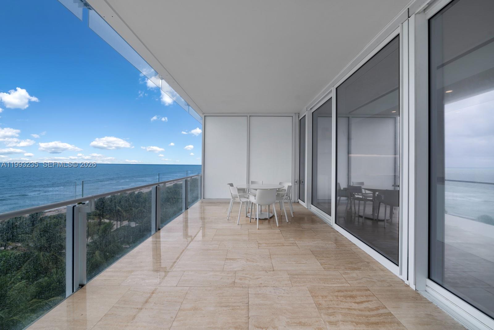 SURF CLUB CONDO - Residential