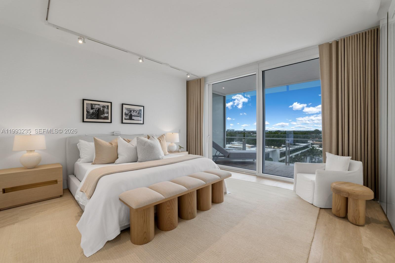 SURF CLUB CONDO - Residential