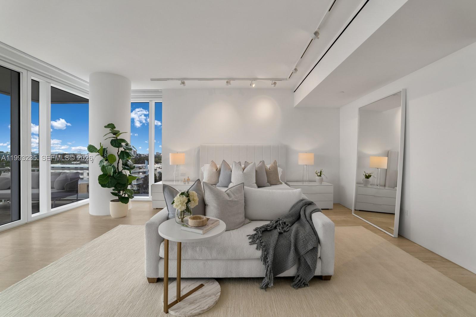 SURF CLUB CONDO - Residential
