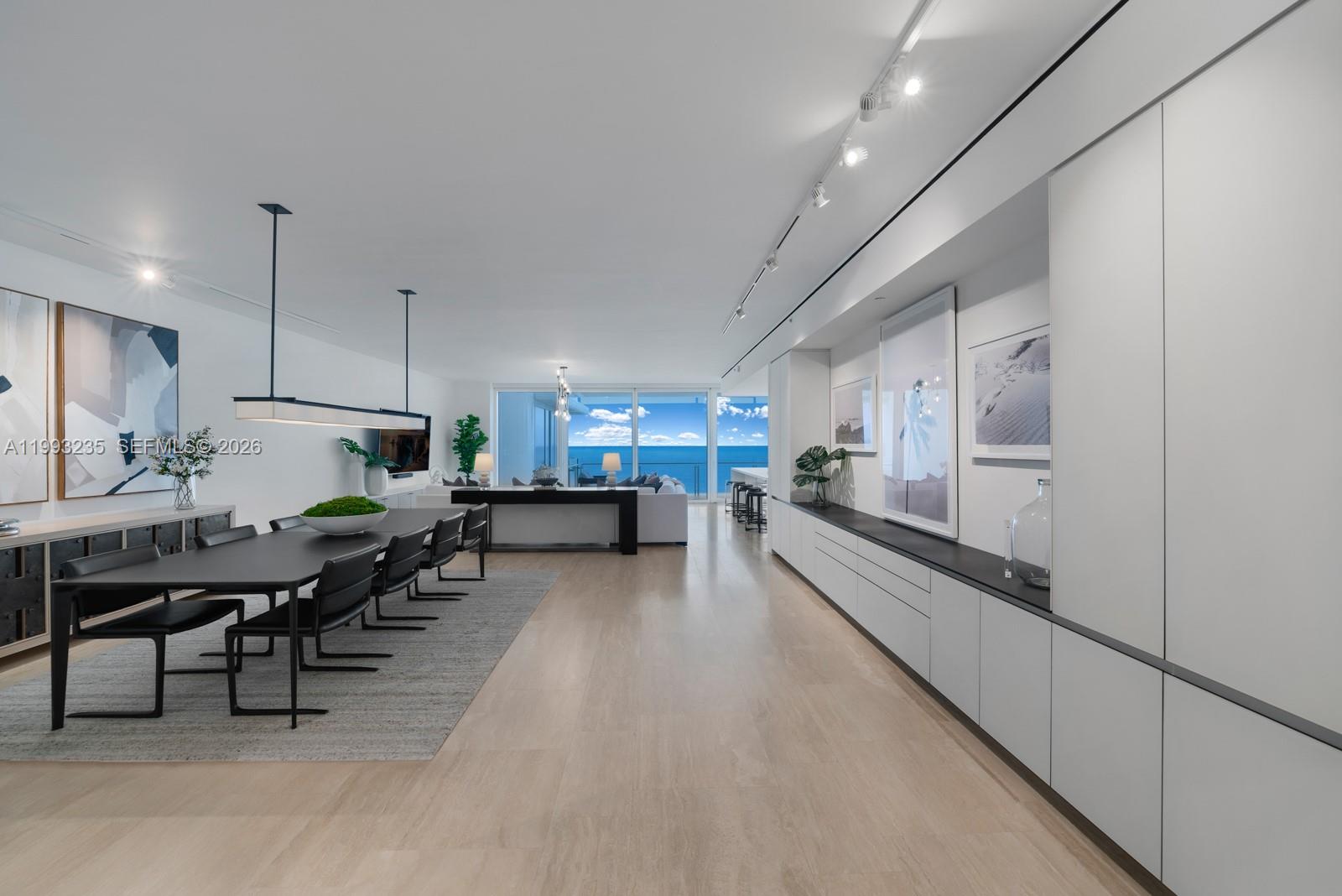 SURF CLUB CONDO - Residential