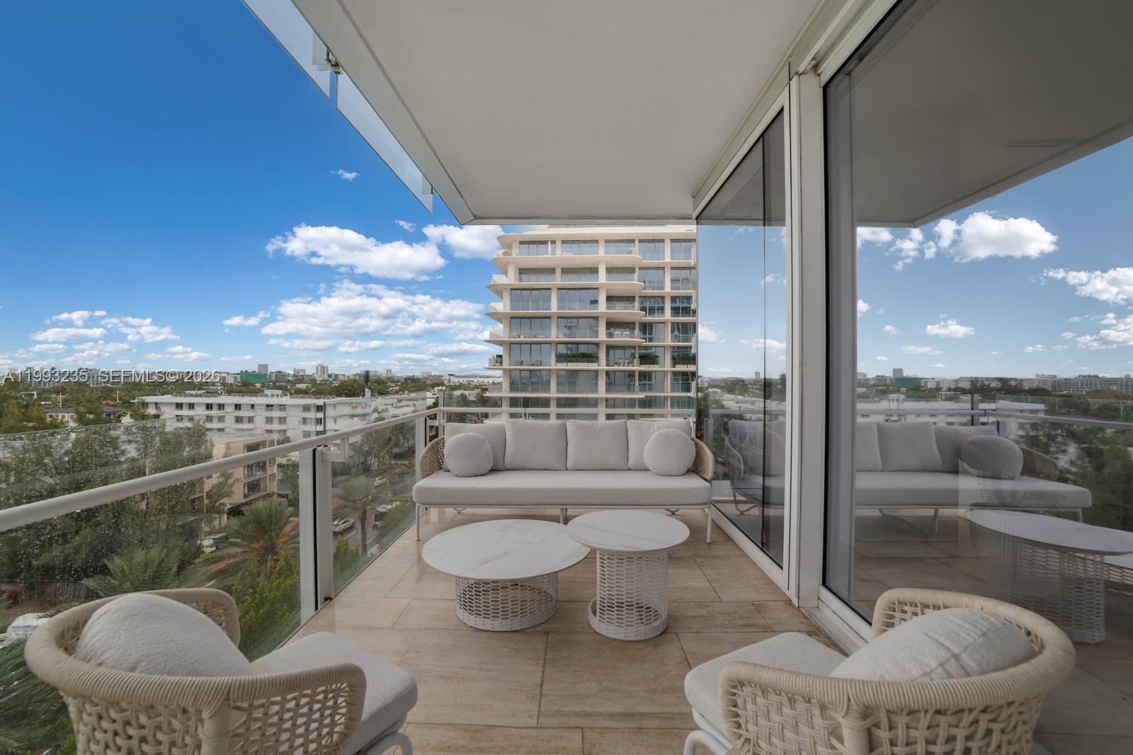 SURF CLUB CONDO - Residential