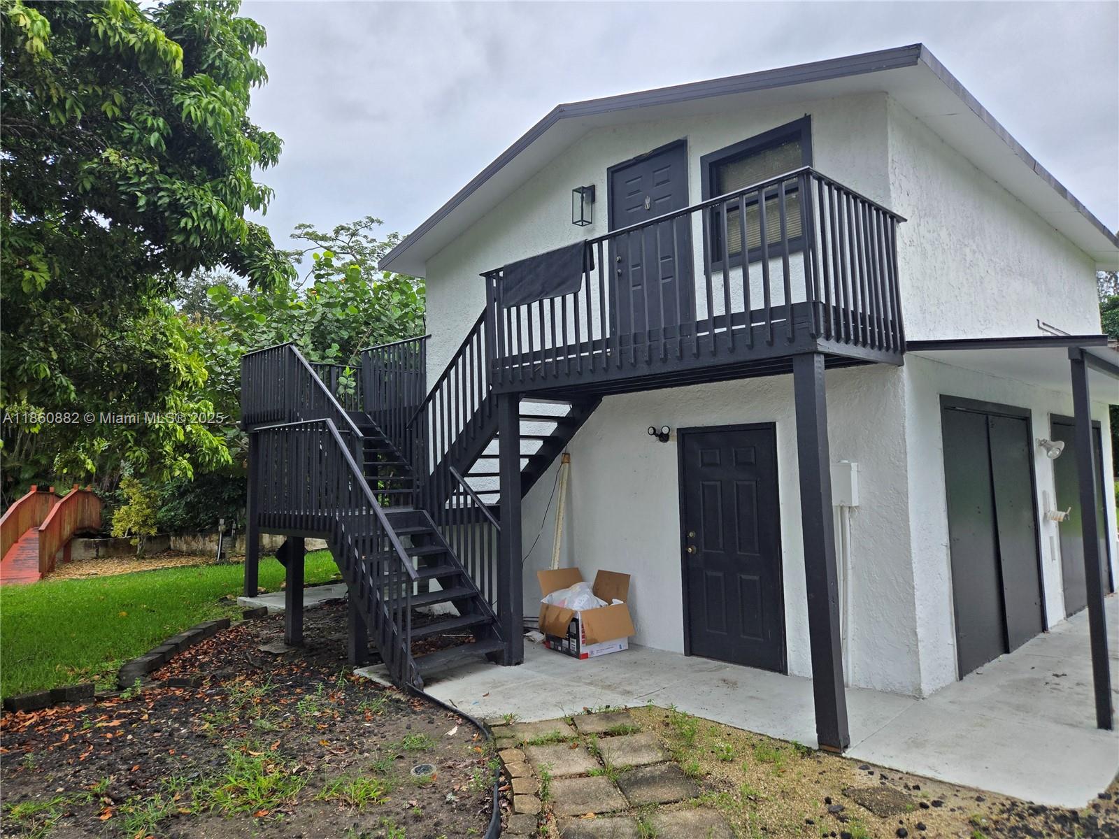 Enjoy privacy and comfort in this fully furnished, remodeled studio in the heart of Davie. Freshly painted and featuring brand-new flooring, this inviting home offers a full kitchen with a stove, dishwasher, and refrigerator. The spacious bathroom has been tastefully upgraded with modern finishes, and an oversized walk-in closet provides plenty of storage.
Step outside to your private balcony, perfect for morning coffee or evening relaxation. With its thoughtful updates and cozy design, this studio is move-in ready and ideal for anyone seeking a convenient, low-maintenance lifestyle.