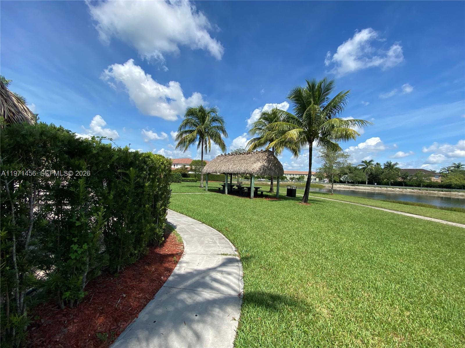 TOWNGATE NORTH - Residential