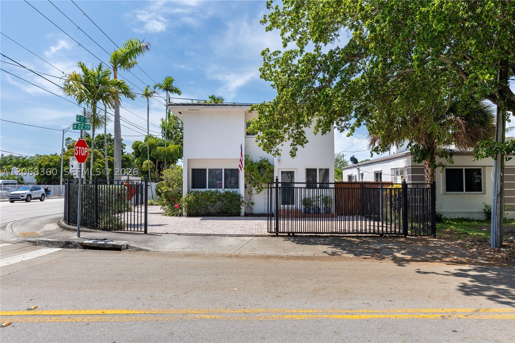 2250 SW 17th Ave, Miami FL 33145