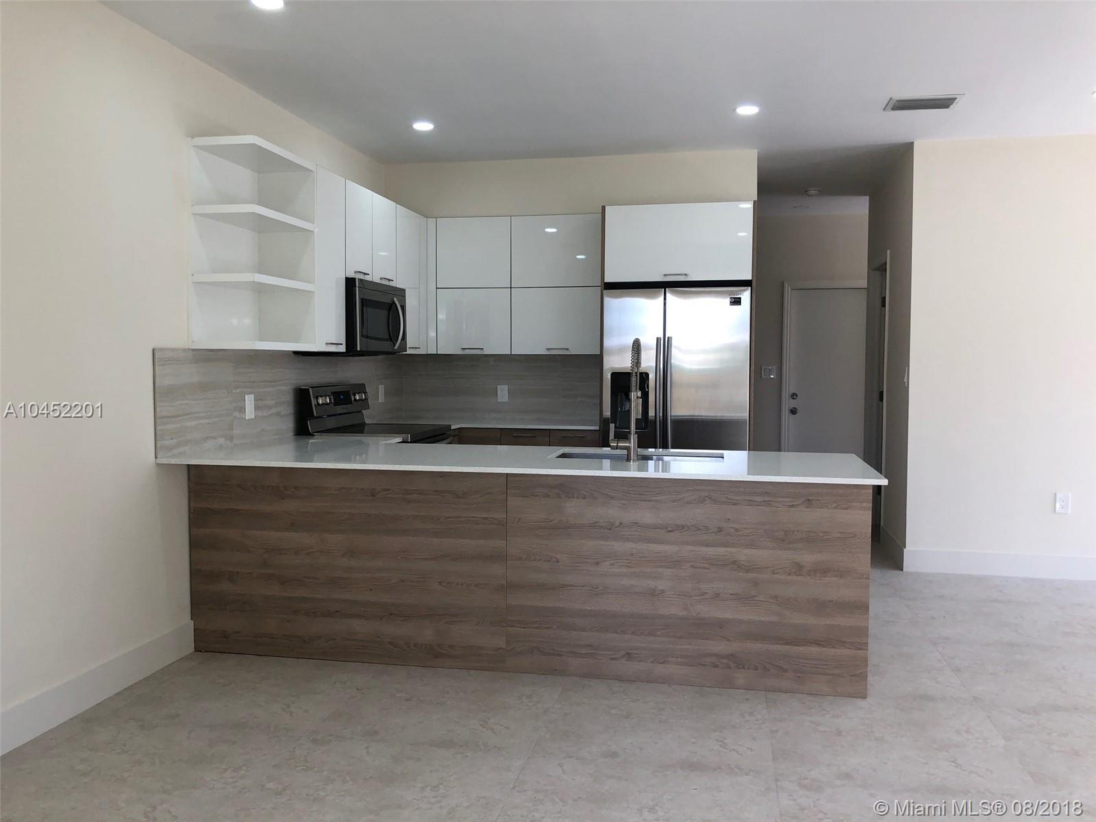 LAUDERDALE PARK - Residential