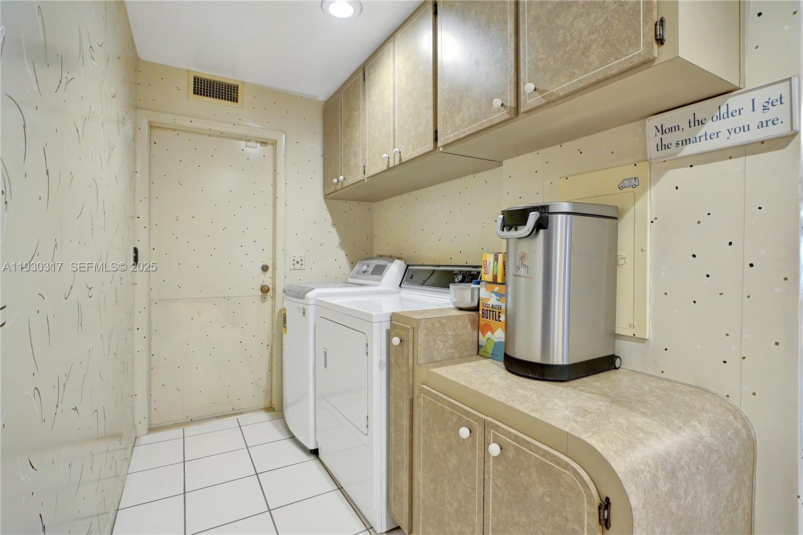 CYPRESS COVE ESTS SEC 3 - Residential