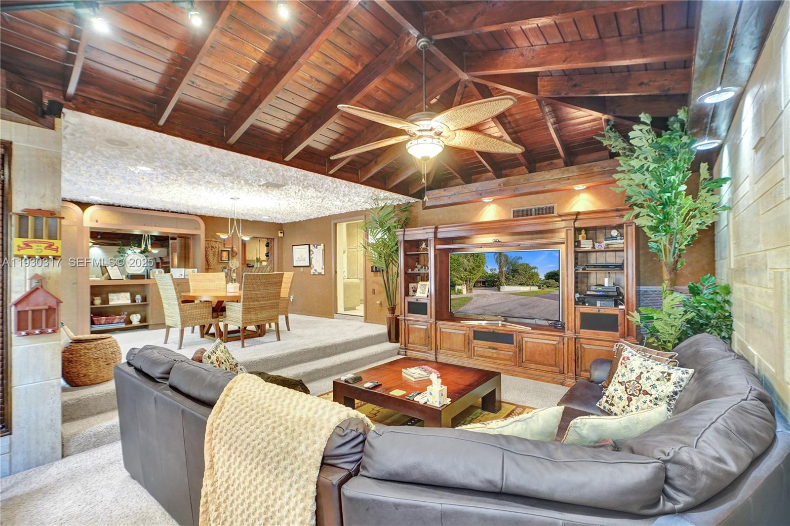 CYPRESS COVE ESTS SEC 3 - Residential