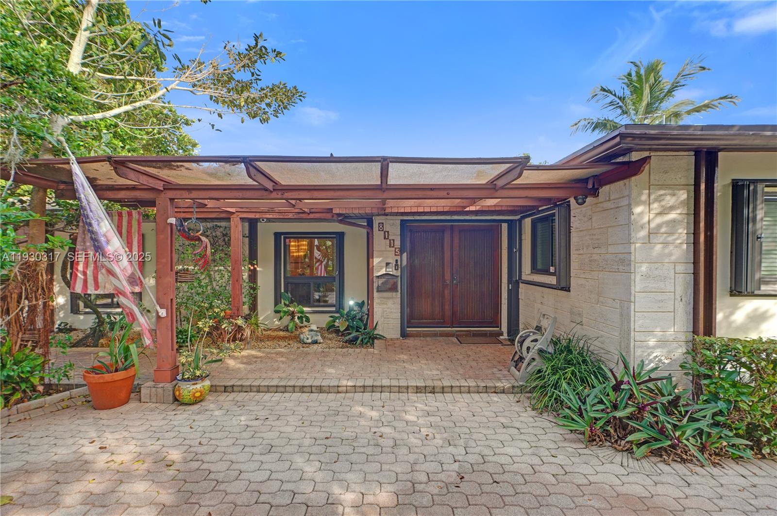 CYPRESS COVE ESTS SEC 3 - Residential