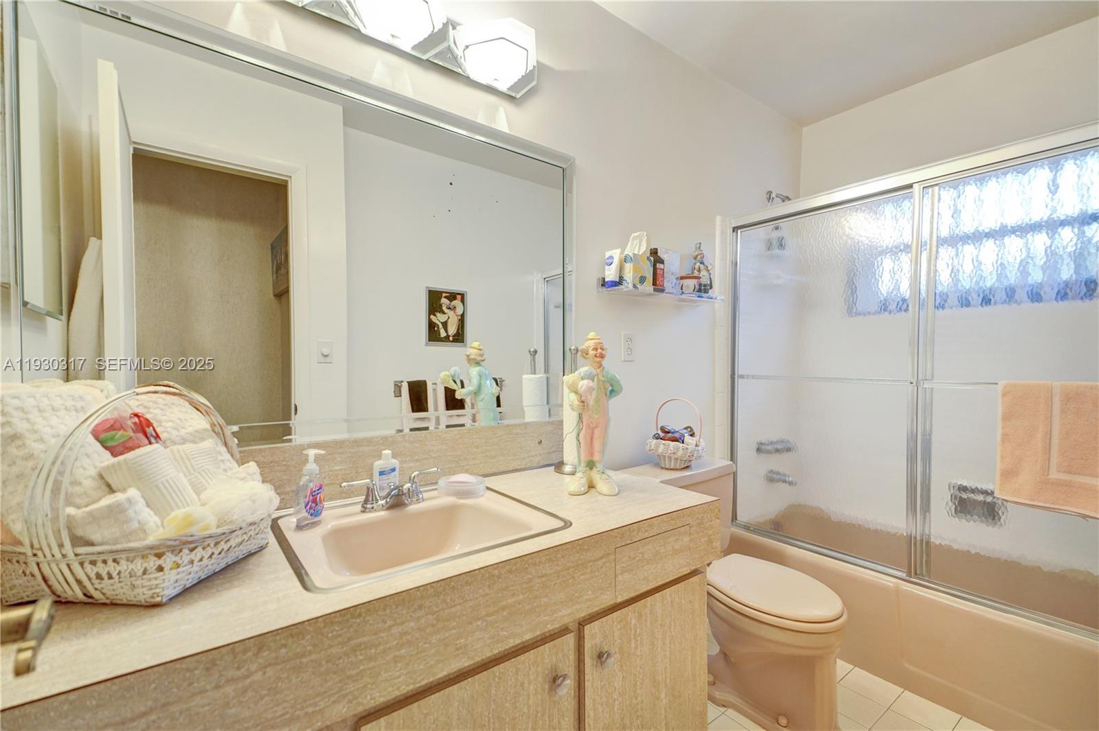 CYPRESS COVE ESTS SEC 3 - Residential