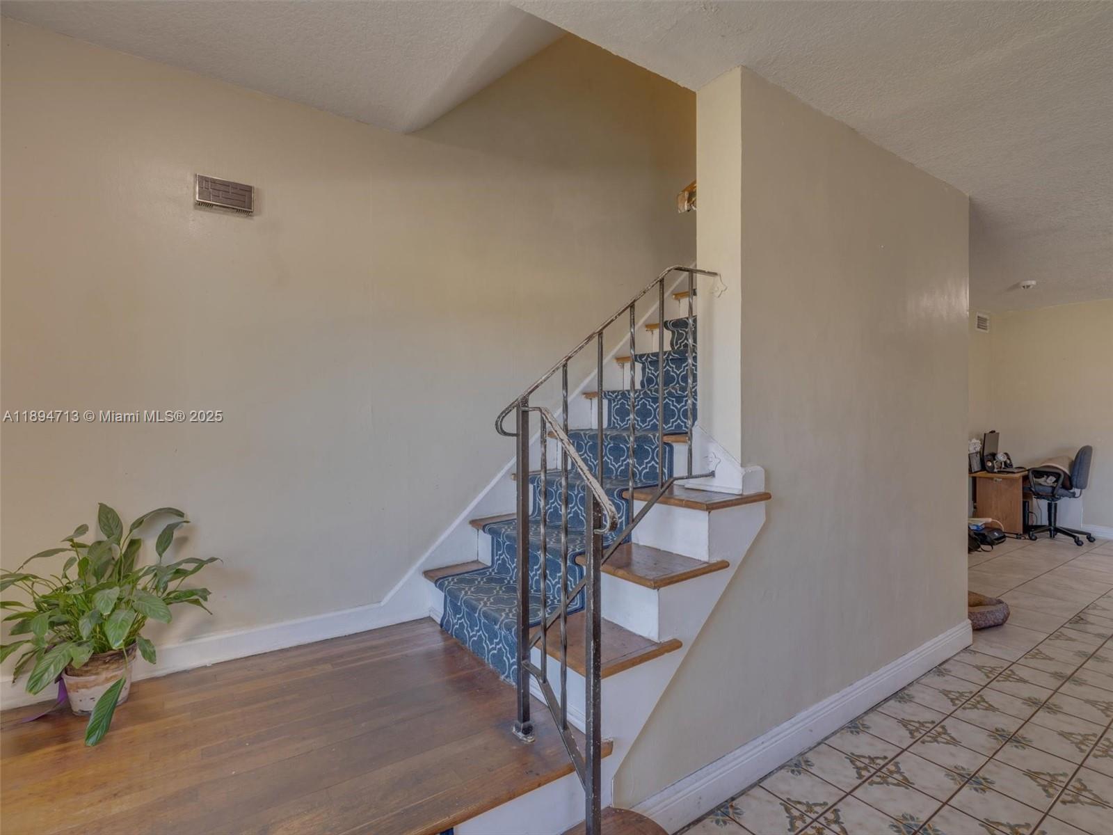 ORIOLE ESTATES SEC 5 - Residential