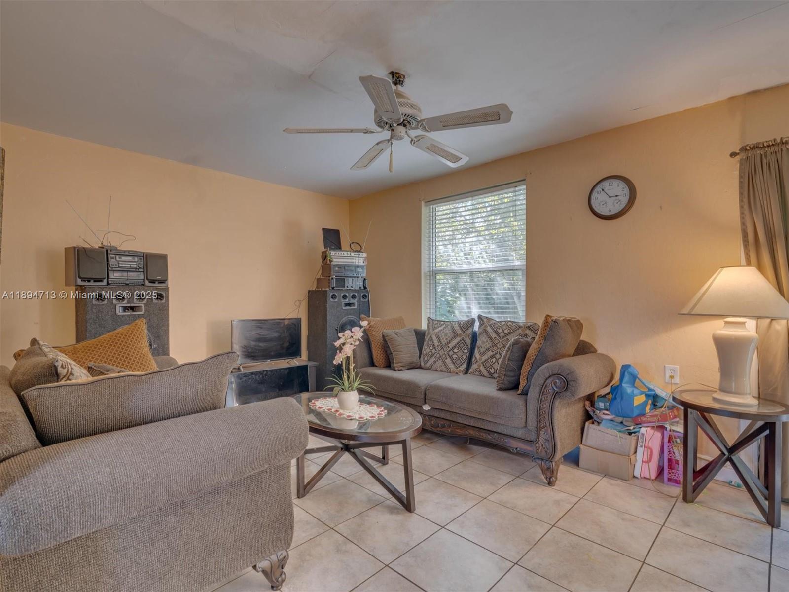 ORIOLE ESTATES SEC 5 - Residential