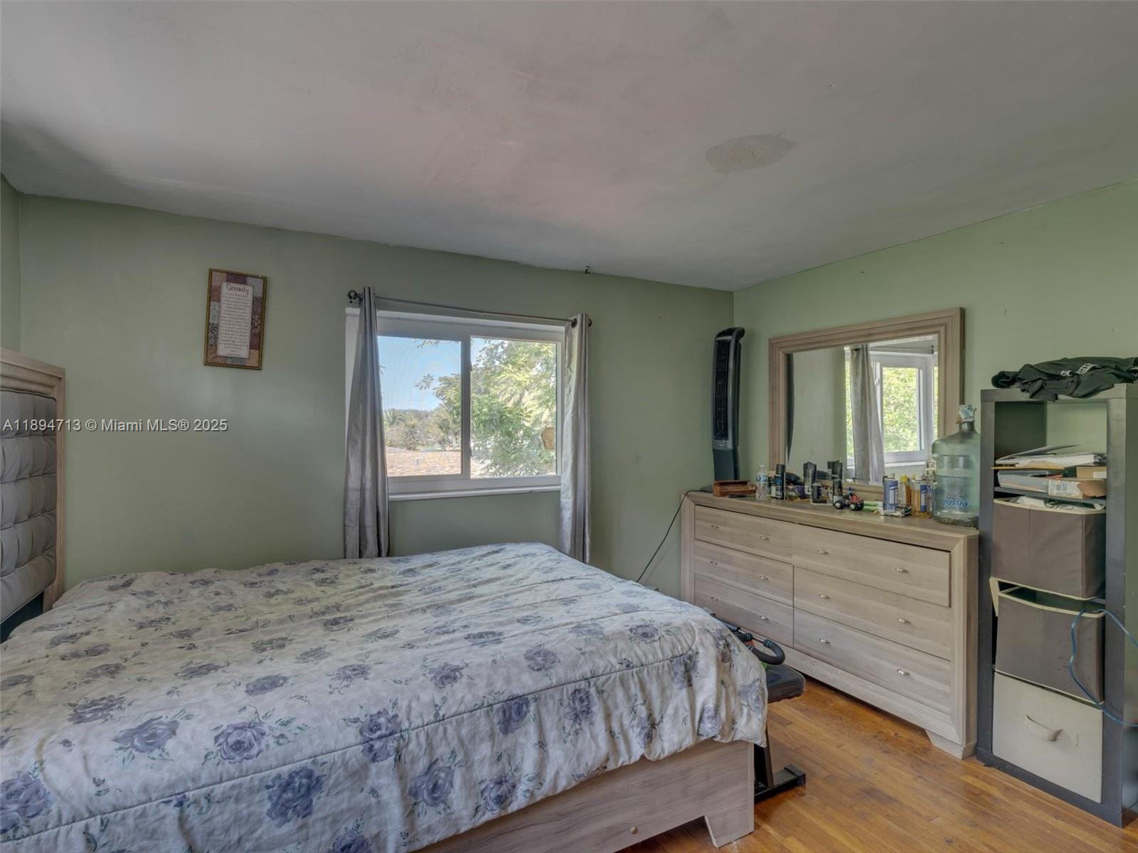 ORIOLE ESTATES SEC 5 - Residential