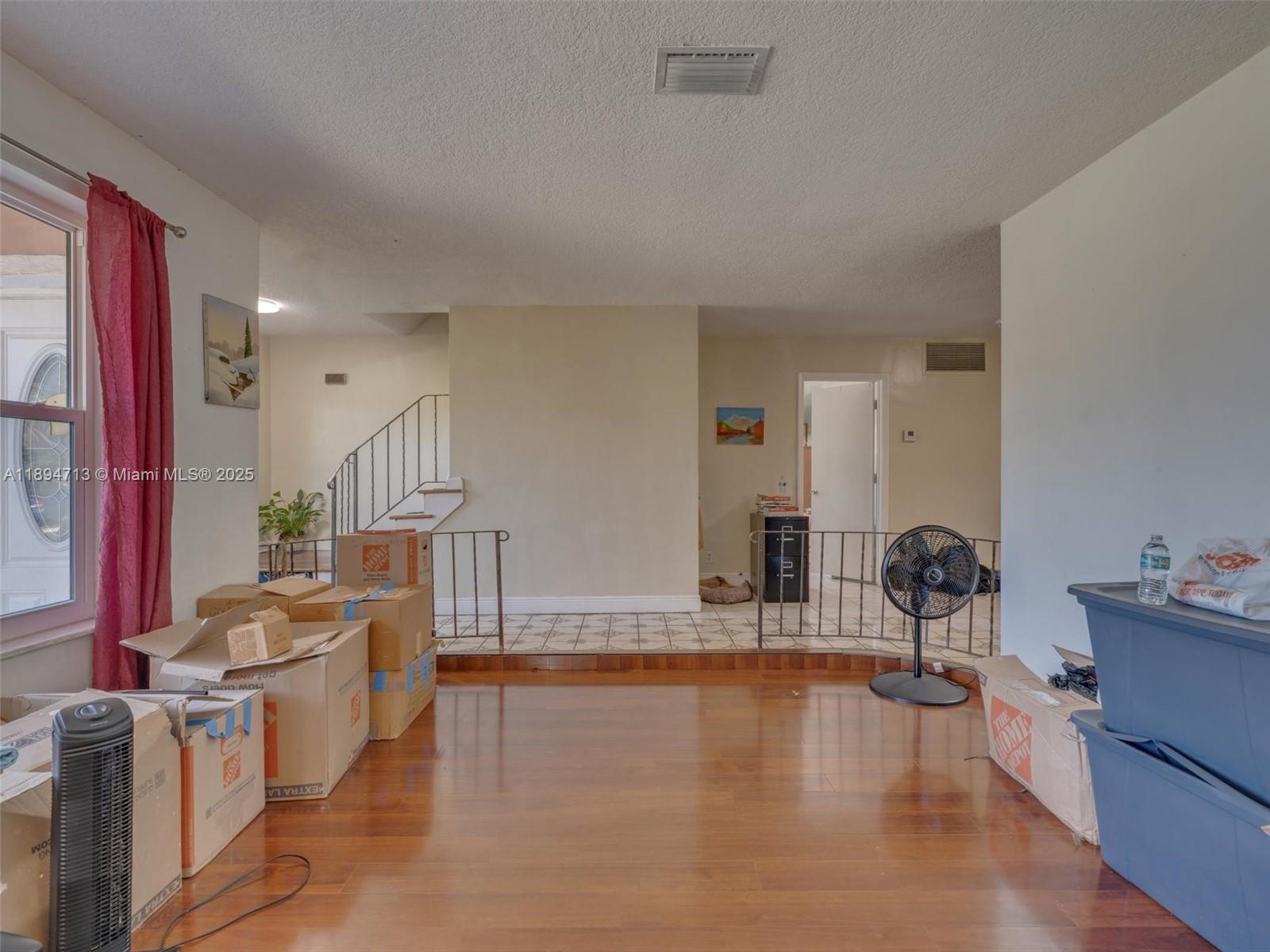 ORIOLE ESTATES SEC 5 - Residential