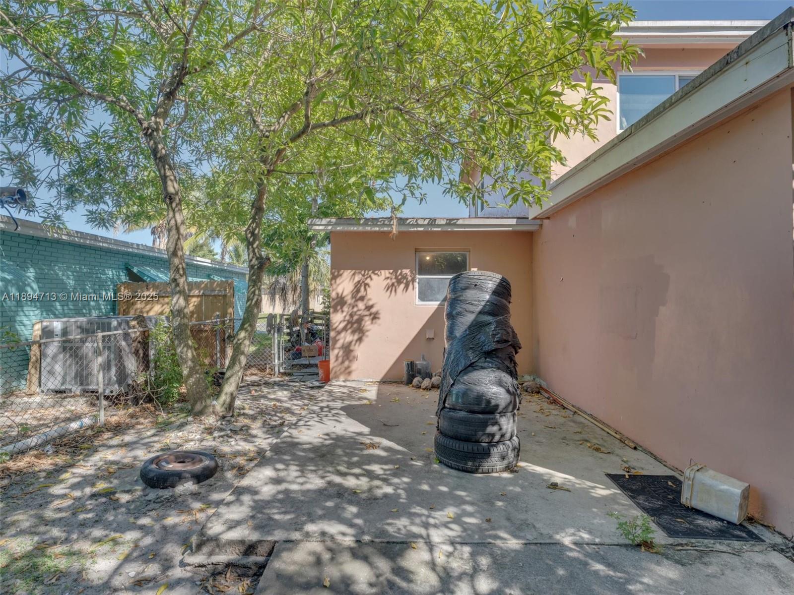 ORIOLE ESTATES SEC 5 - Residential