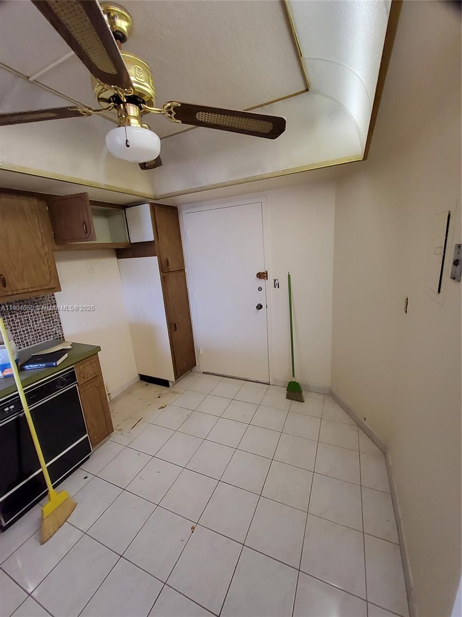 BUCKLEY TOWERS CONDO - EA - Residential