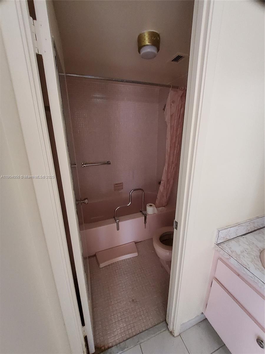 BUCKLEY TOWERS CONDO - EA - Residential