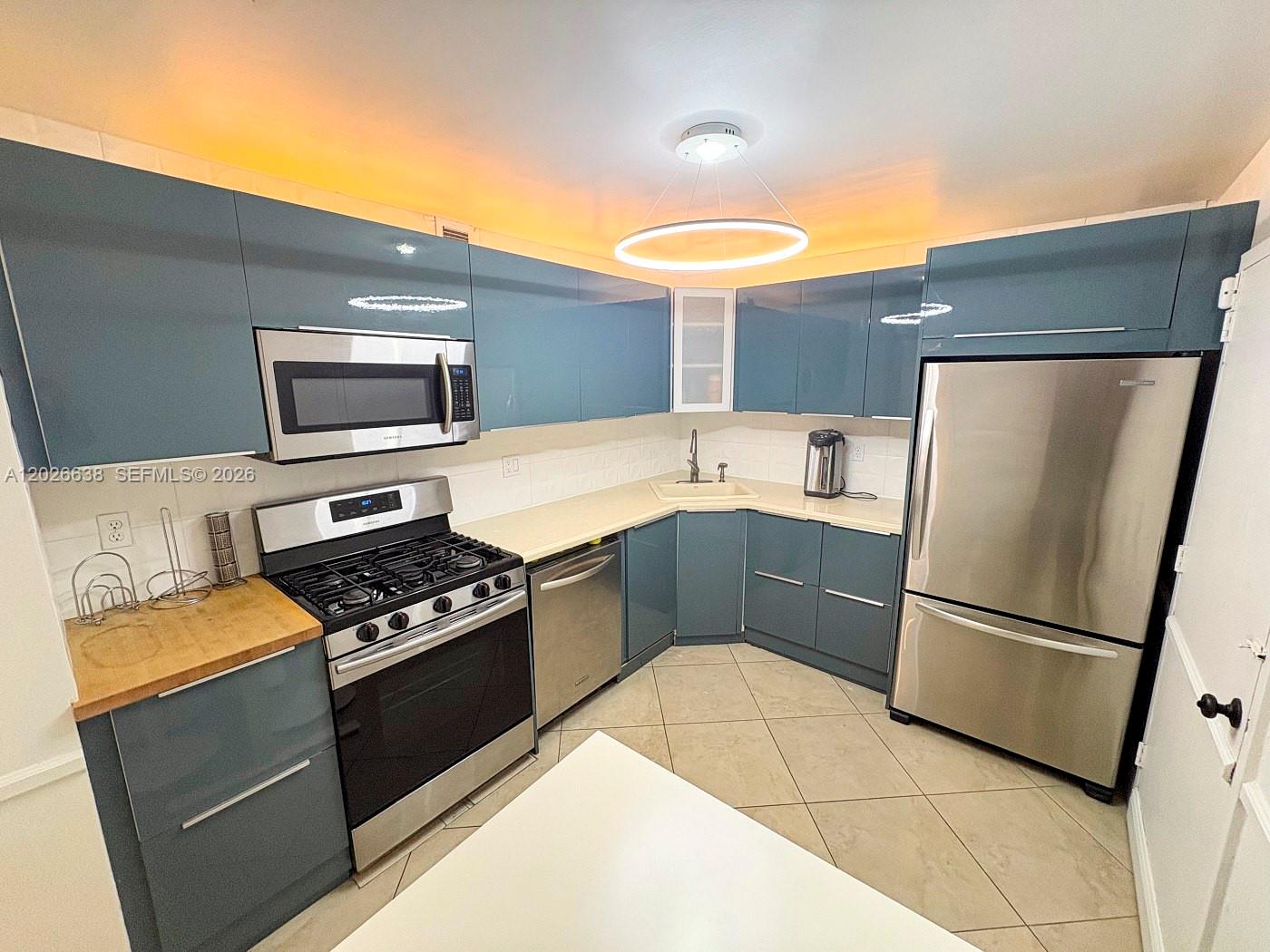 2030 S Ocean Dr 723