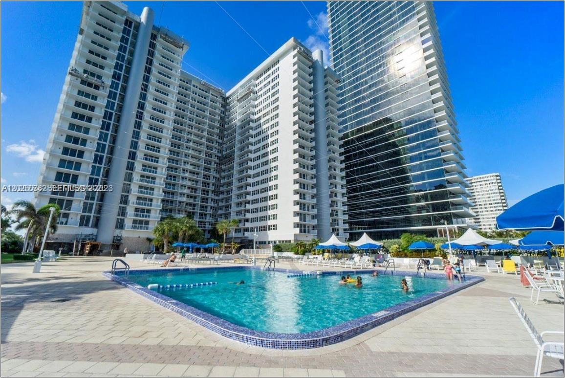 2030 S Ocean Dr 723