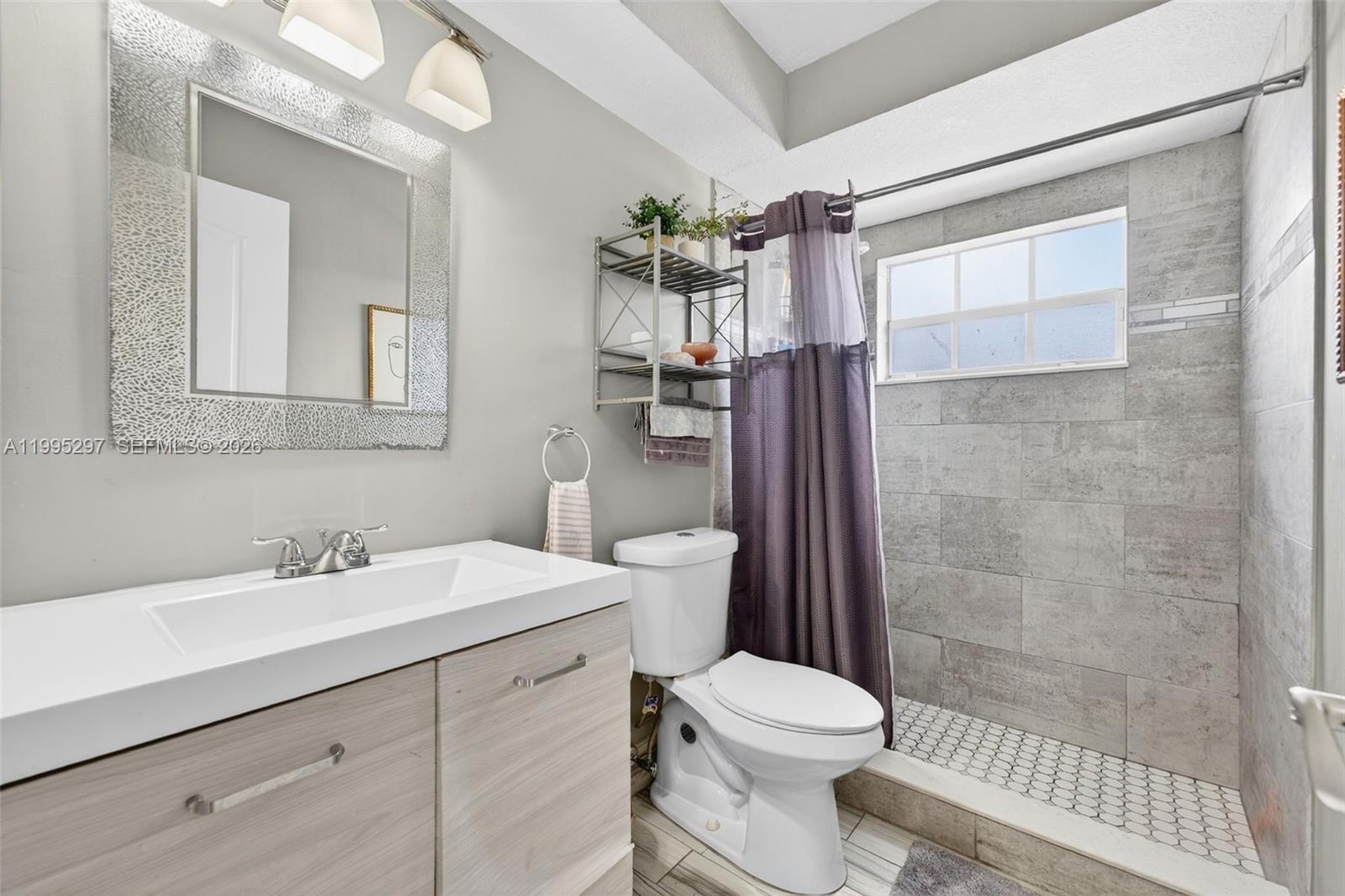 MAYTE SUB - Residential