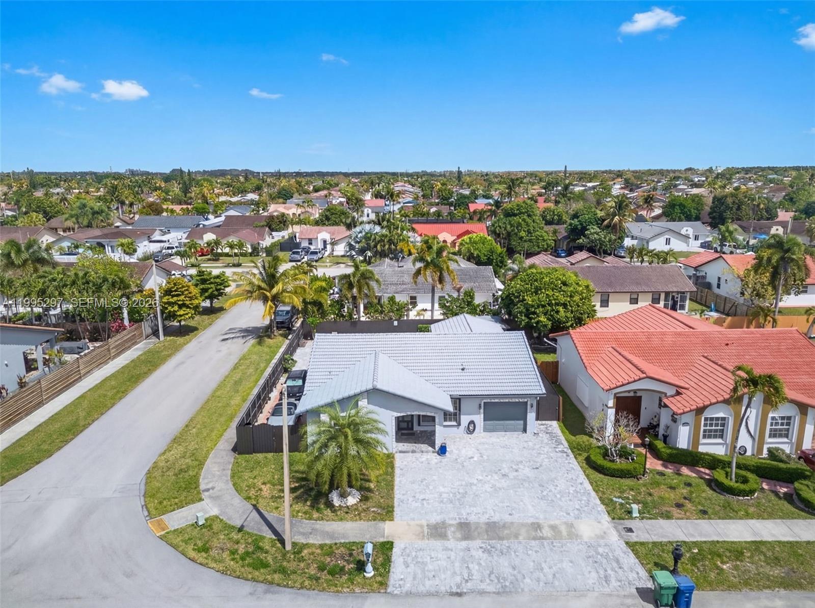 MAYTE SUB - Residential