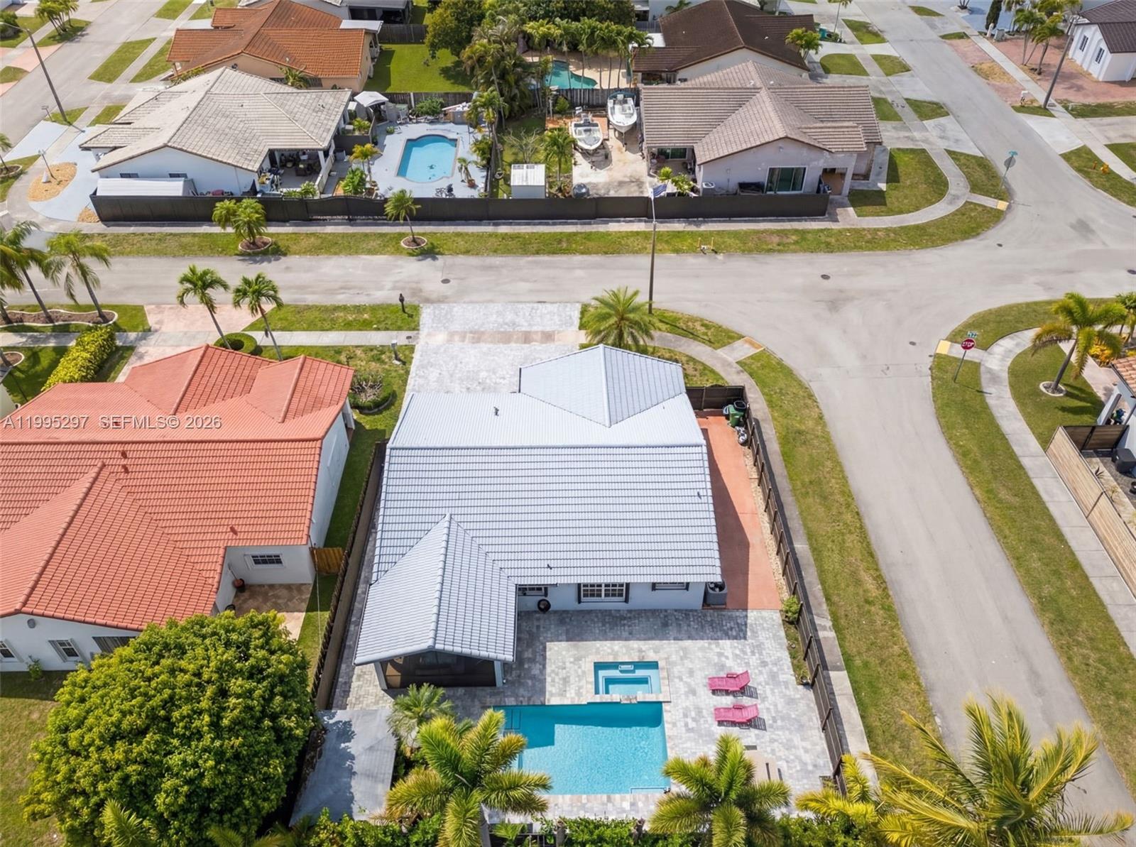 MAYTE SUB - Residential