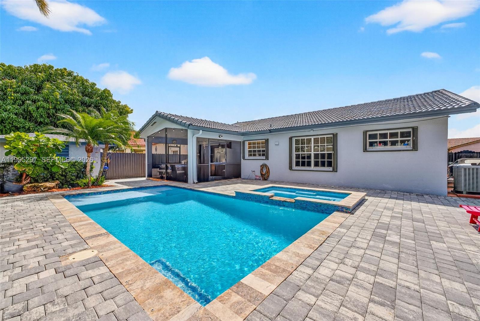 MAYTE SUB - Residential