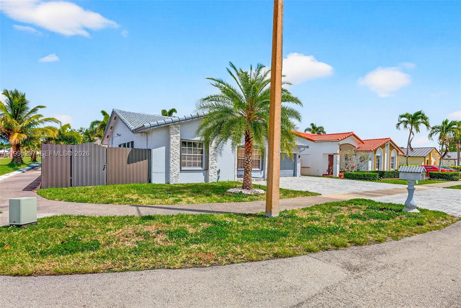 MAYTE SUB - Residential