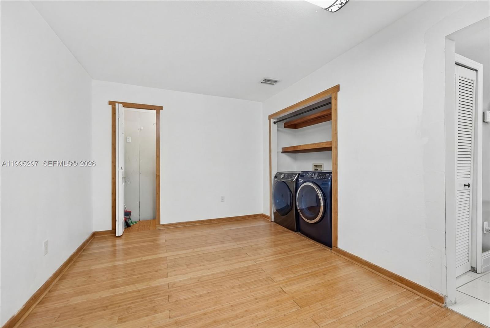 MAYTE SUB - Residential