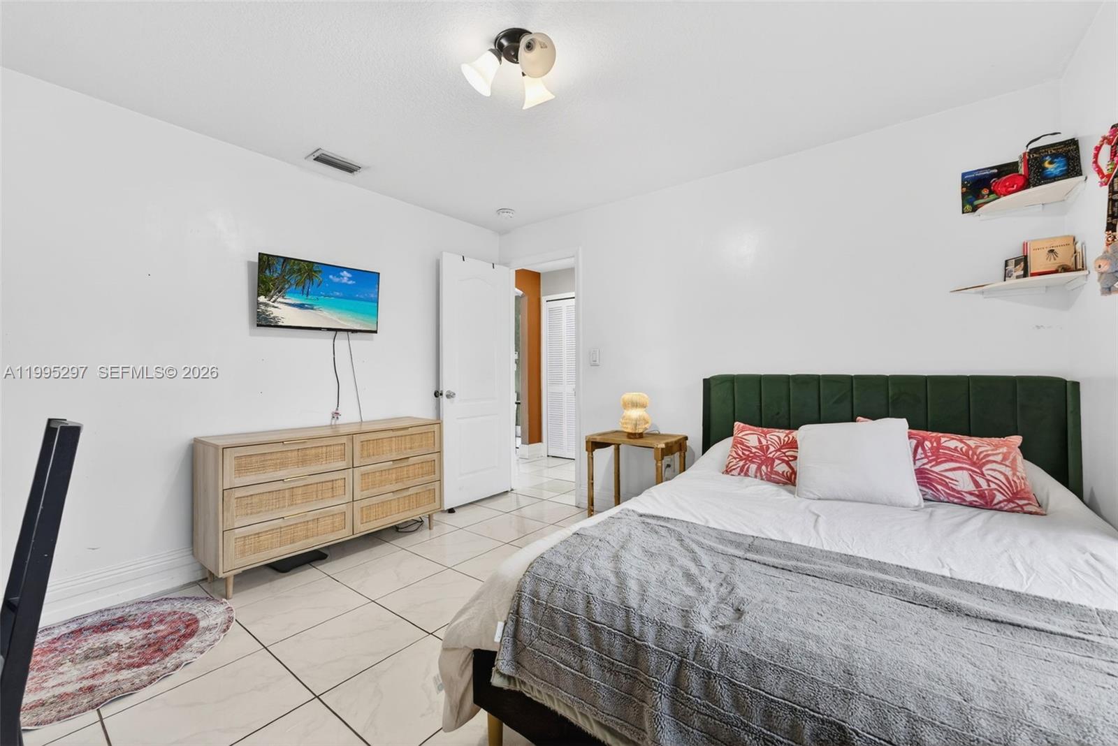 MAYTE SUB - Residential