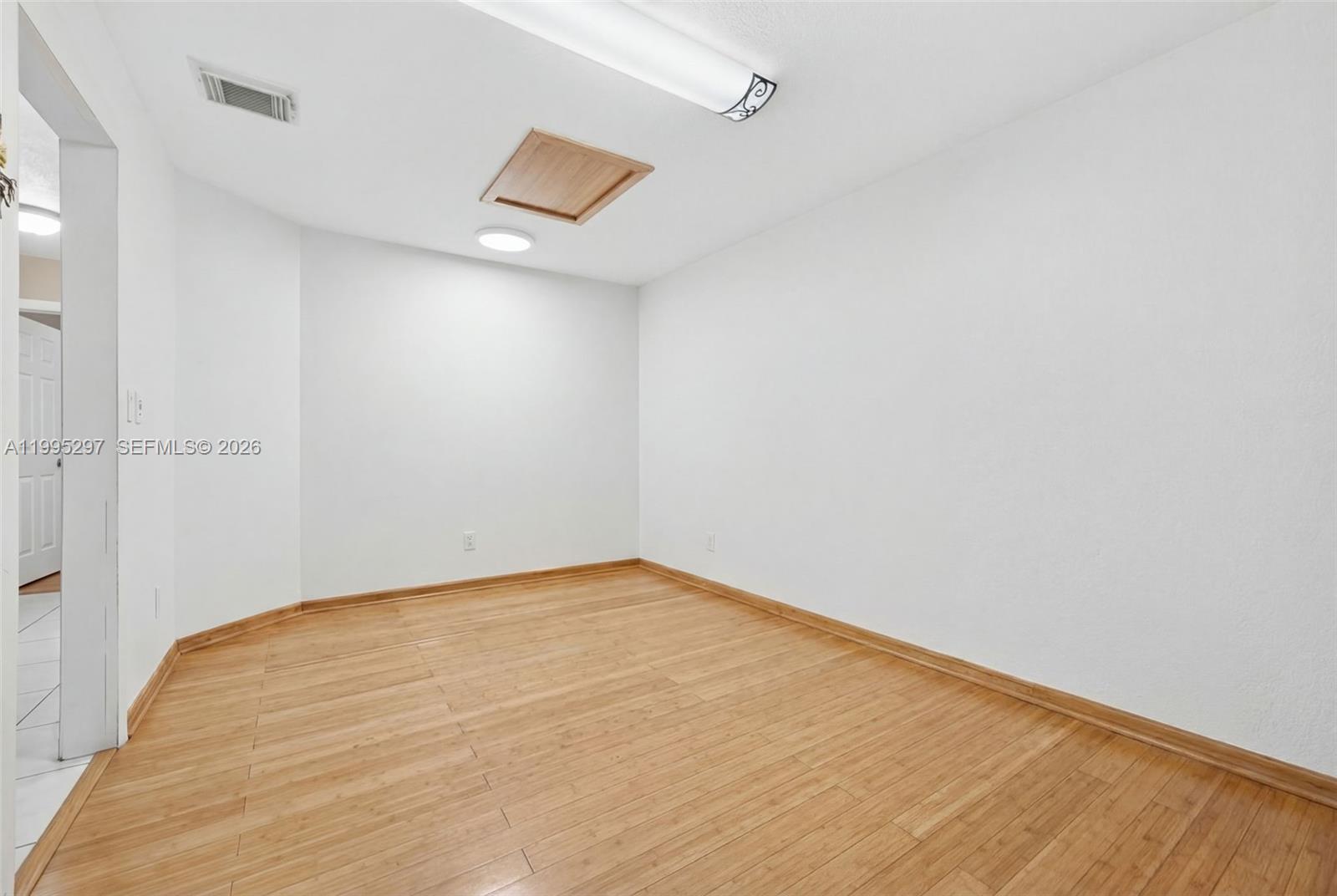 MAYTE SUB - Residential