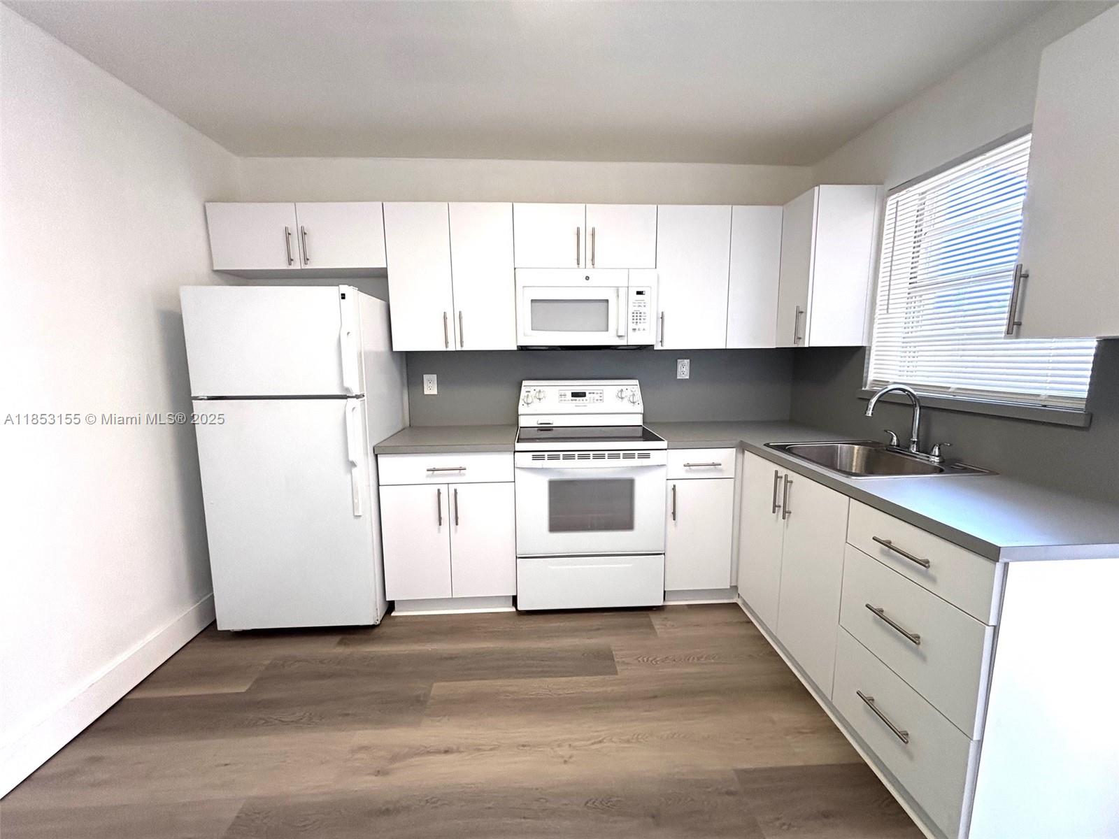 BRAND NEW BATHROOM,FLOORING.FRESHLY PAINTED, CENTRAL AC , 2BED/1 BATH WASHER&DRYER IN UNIT. HURRICANE SHUTTERS.SORRY, BUT NO PETS. READY TO MOVE IN. RAPID APPROVAL. ALL UTILITIES INCLUDED IN RENT EXCEPT ELECTRICITY AND INTERNET. ONLY FIRST MONTH RENT AND SECURITY DEPOSIT TO MOVE IN!