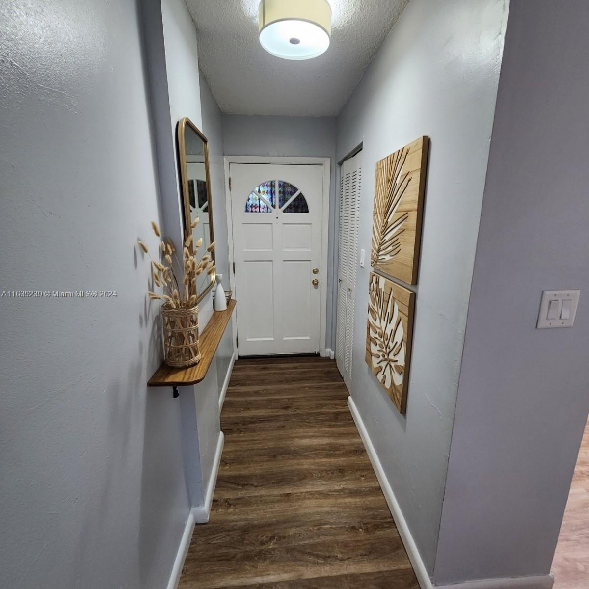 TRIANON PARK CONDO - Residential