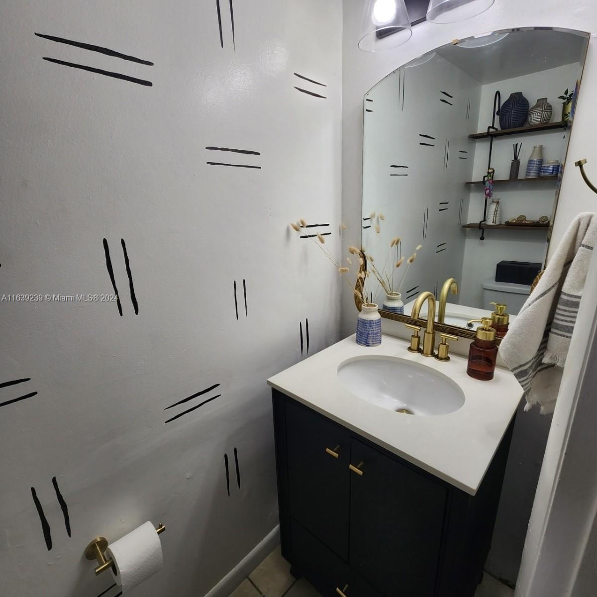 TRIANON PARK CONDO - Residential