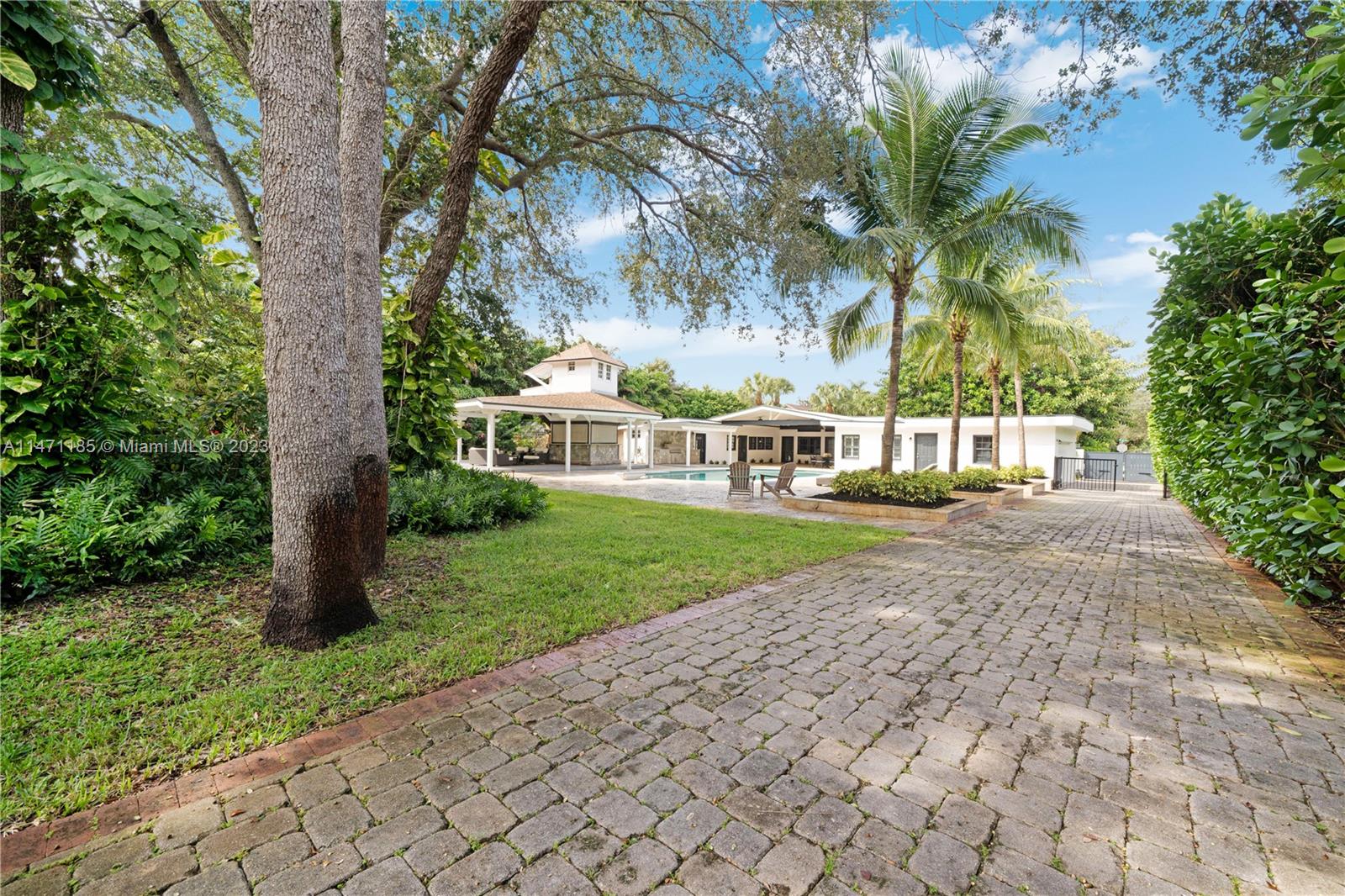 PALM BEACH FARMS CO 10 - Residential