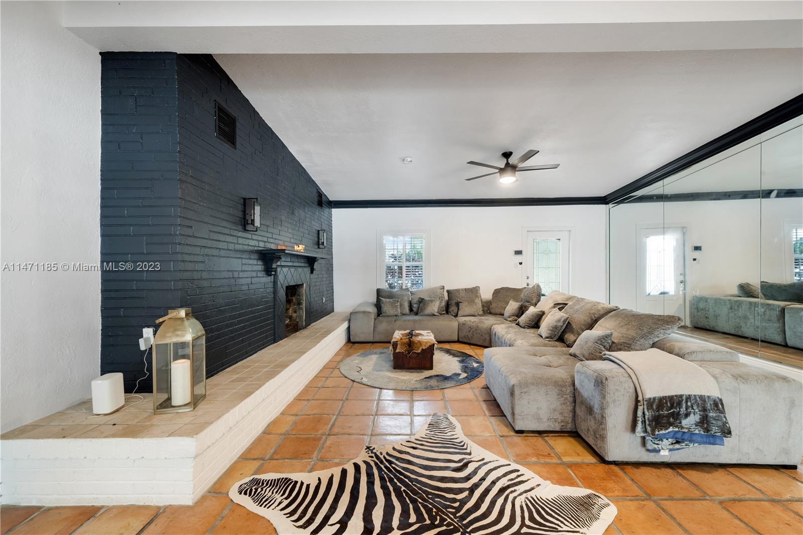 PALM BEACH FARMS CO 10 - Residential