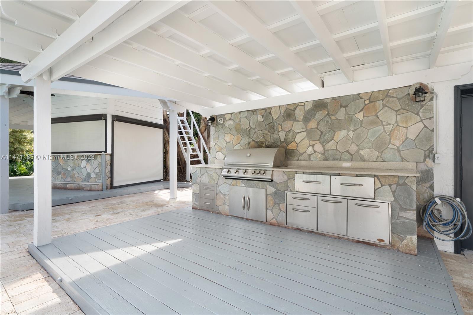 PALM BEACH FARMS CO 10 - Residential