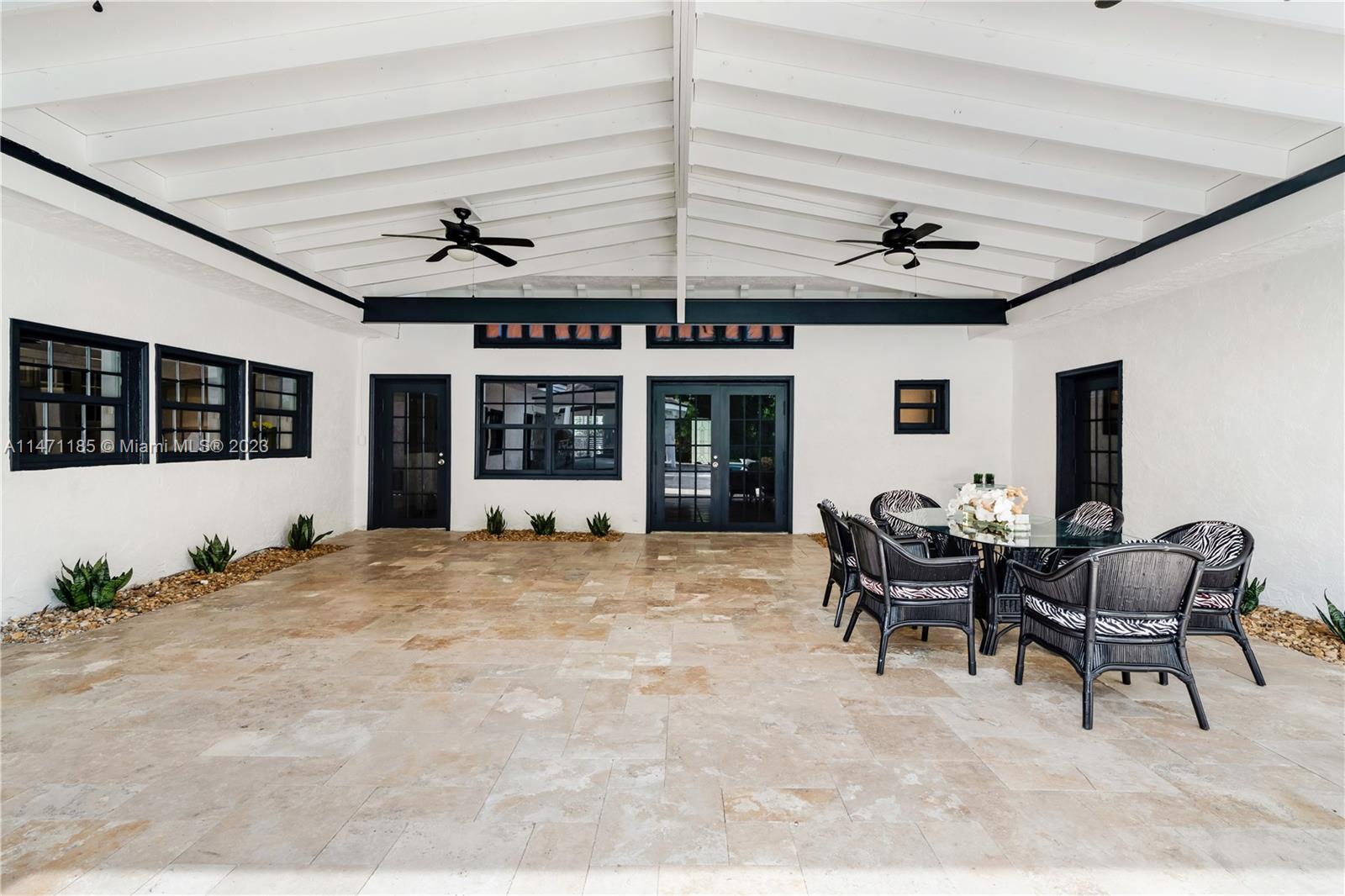 PALM BEACH FARMS CO 10 - Residential