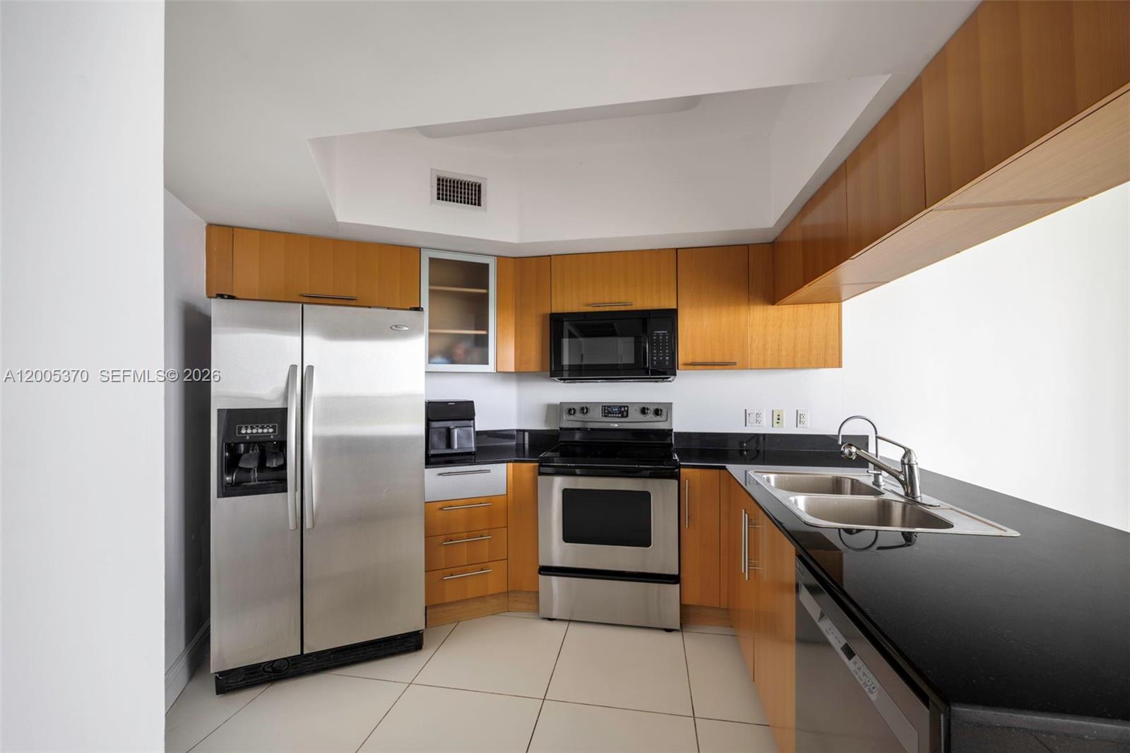 1750 N Bayshore Dr 3801