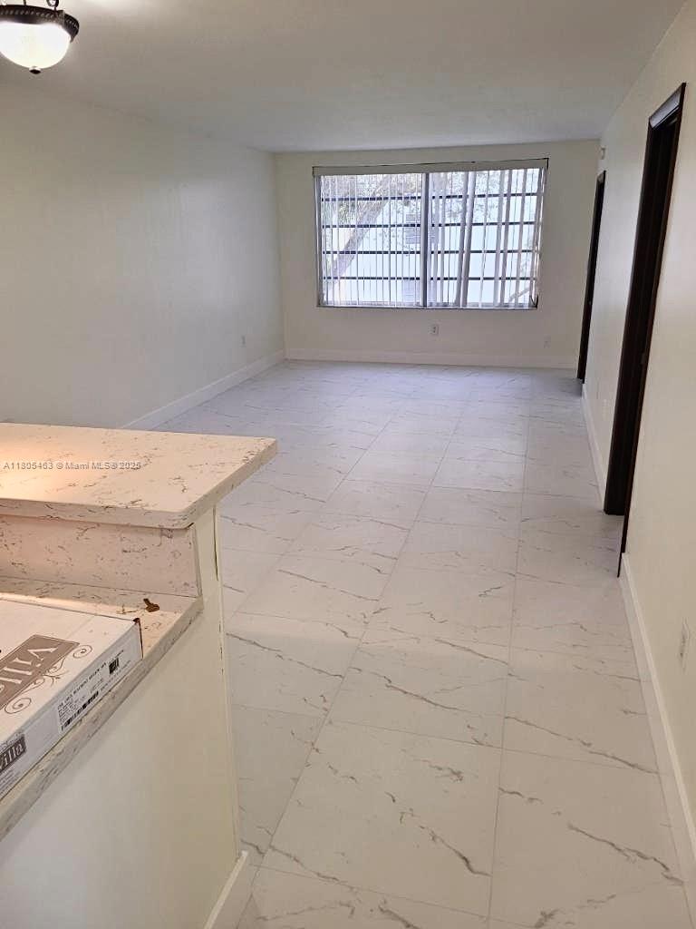 7480 Nw 17th St 210, Plantation, Miami-Dade County, Florida - 3 Bedrooms  
2 Bathrooms - 