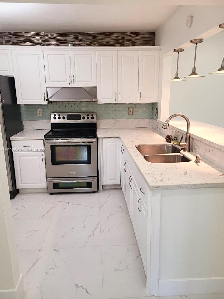 OMEGA CONDO NO 7 - Residential Lease