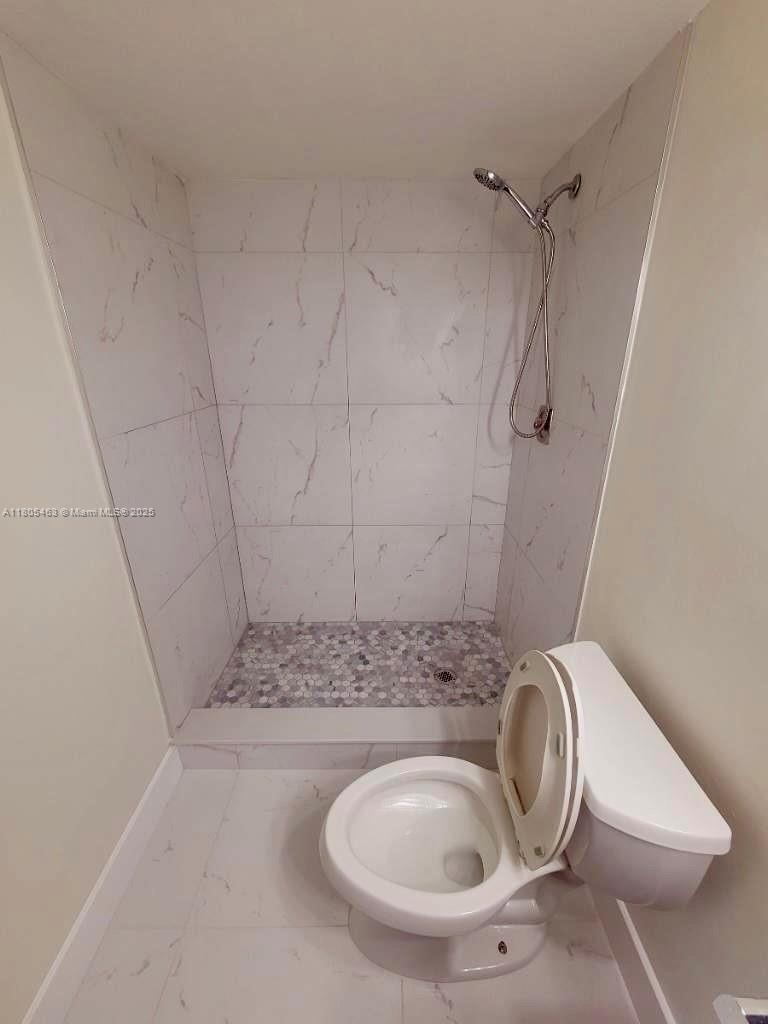 OMEGA CONDO NO 7 - Residential Lease