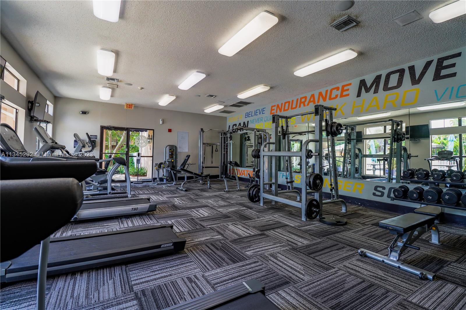 VISTA LAGO AT THE HAMMOCK - Residential